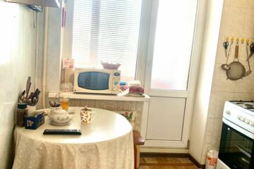 2-к квартира, 37,2 м², 2/5 эт.