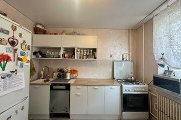 1-к квартира, 41 м², 8/10 эт.