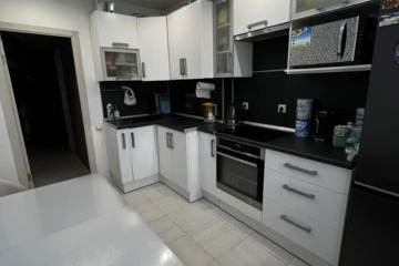 2-к квартира, 60 м², 9/16 эт.